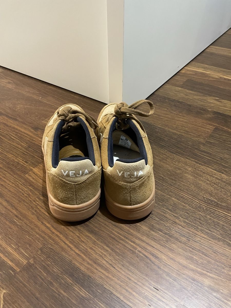 Veja Herrenschuhe: chaussure veja brunes basses – Gebraucht aus Lausanne von ps5_d2pw 2