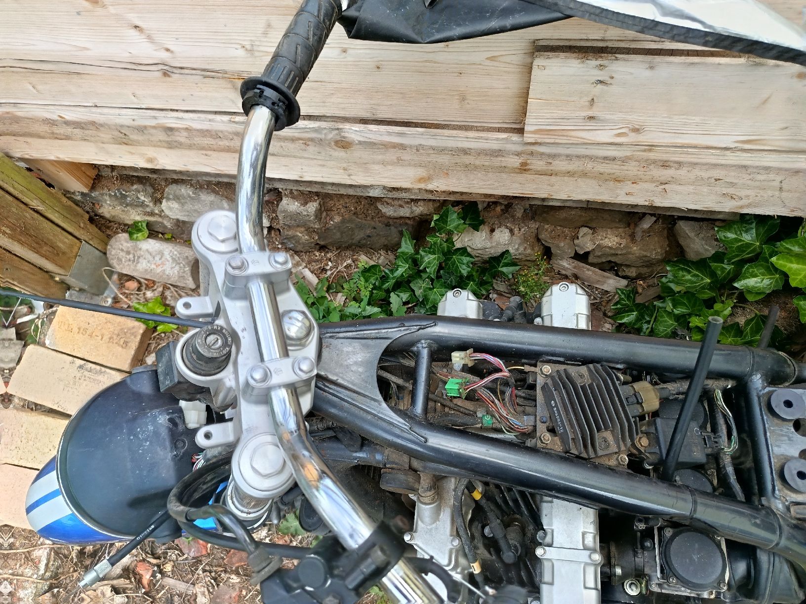 Kawasaki Strada: Kawasaki zr-7 S – Difettoso da Baden venduto da Melaniemoto 2