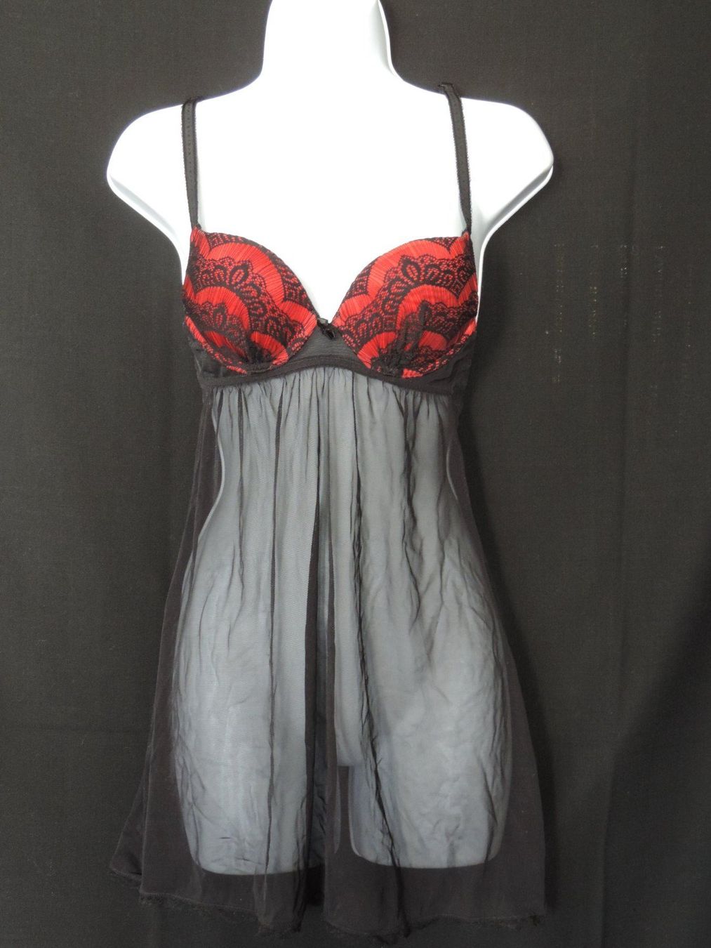Sonstige Unterwäsche: nuisette noire rouge – Gebraucht aus Genève von Axelle333 1