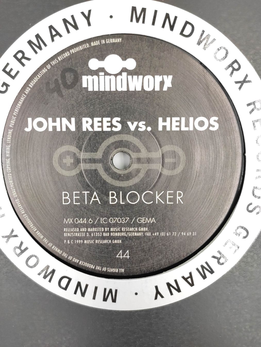 Dischi in vinile: Vinyl Techno Schallplatte John Rees vs. Helios Beta Blocker – Usato da Kreuzlingen venduto da Tewes 2