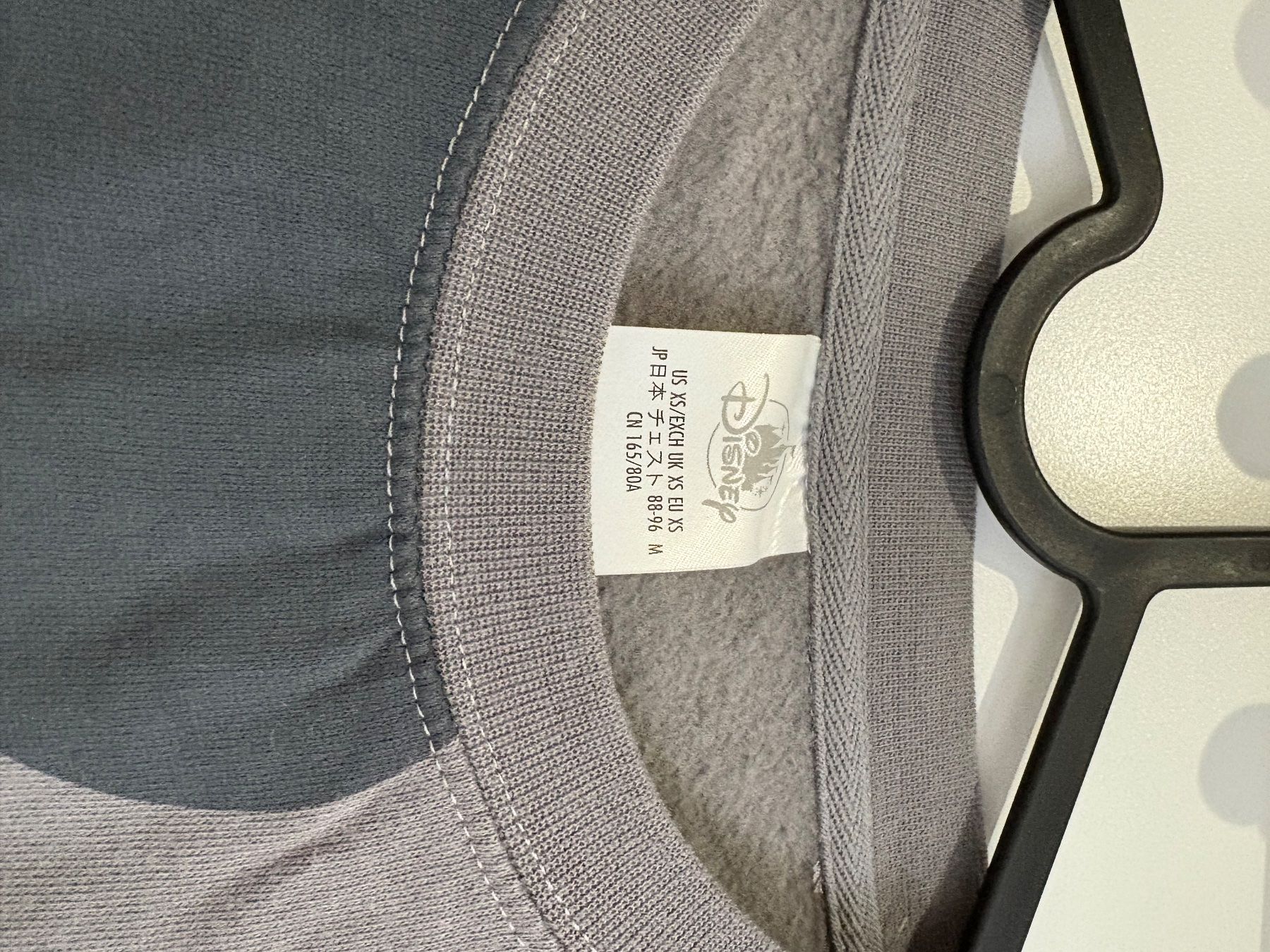 Maglioni & Felpe: Authentique Sweat Disney World 50th taille XS – Usato da Monts-de-Corsier venduto da mon_rp2m 1