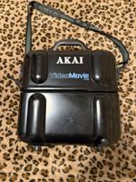 Caméscope Akai PVS-C8E VideoMovie VHS-C avec mallette