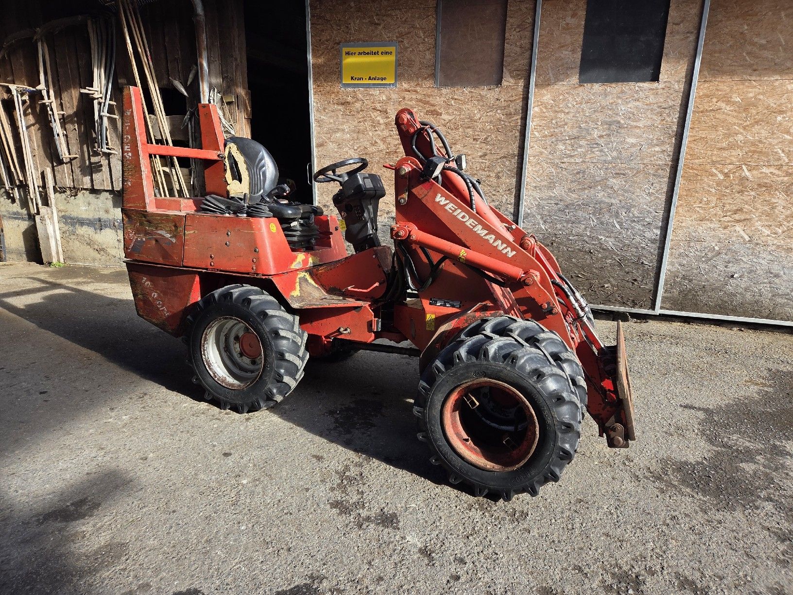 Weidemann Chargeur de ferme: Hoflader Weidemann 1070 – D'occasion à Unteriberg par Prinz011 2