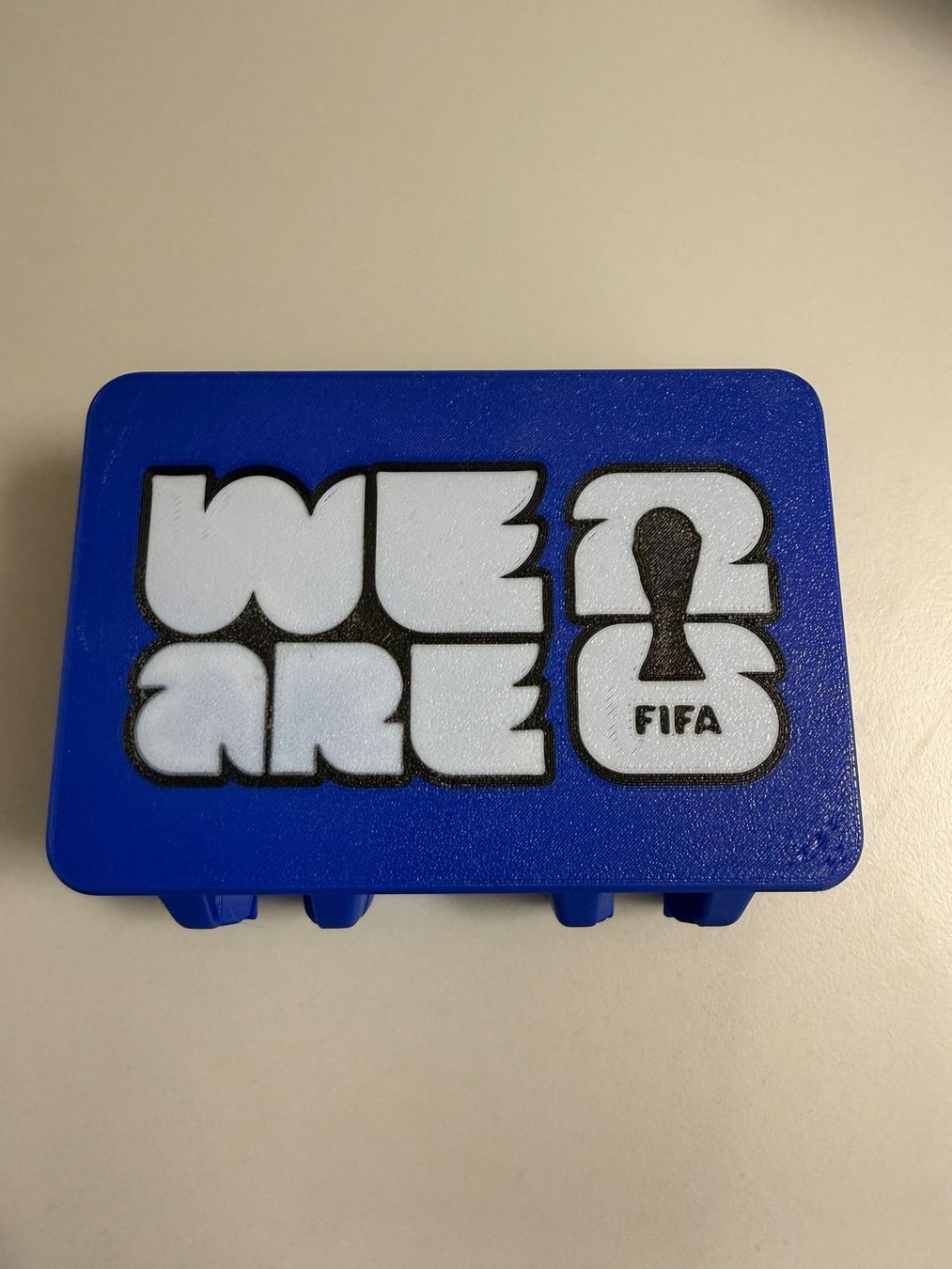 Sammelbilder & Trading cards: FIFA WM 26 Panini Sammelbilder Box Blau,  ca. 300 Bilder – Neu (gemäss Beschreibung) aus Thun von Holakram 2