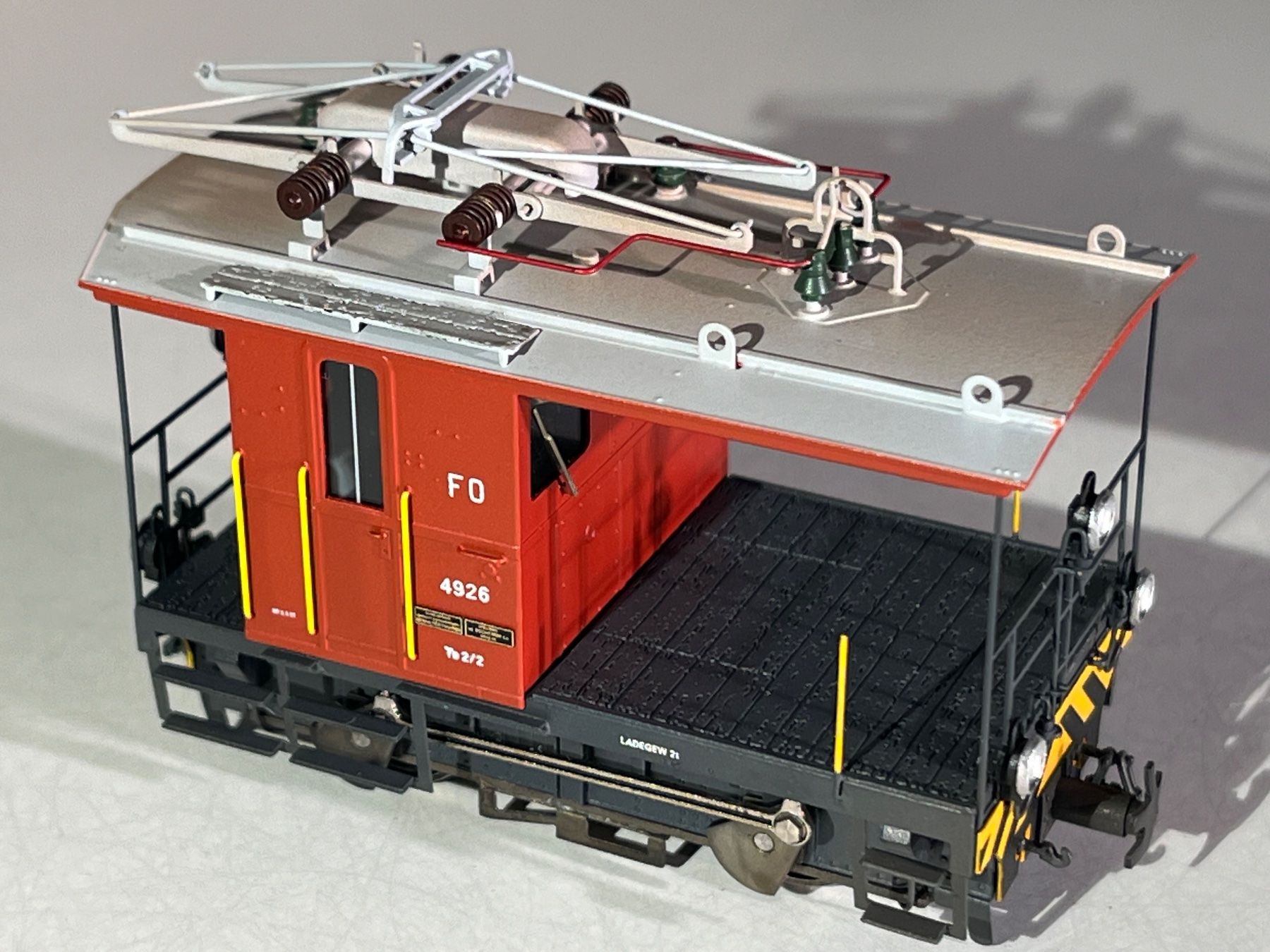 Ferro-suisse Modelleisenbahnen: Ferro Suisse Traktor HOm FO Te 2/2 4926 – Neu (gemäss Beschreibung) aus Baar von Mgrizzly 7