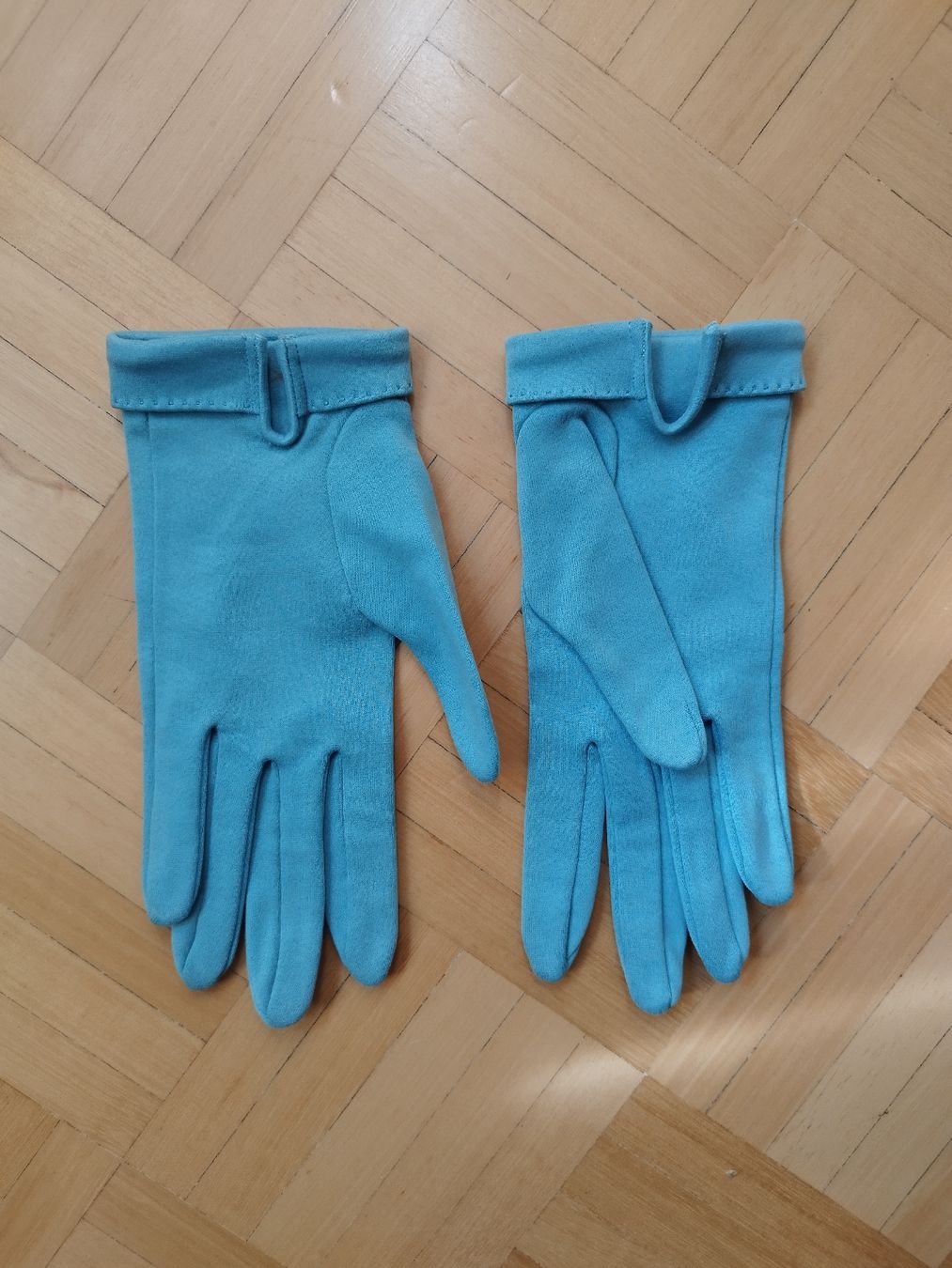 Guanti & manicotti: 1950s/60s daytime gloves – Usato da Zürich venduto da eug_wil