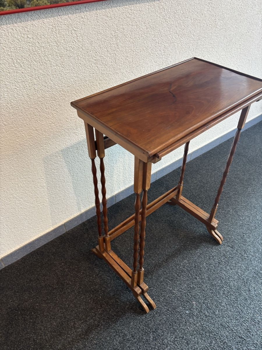 Set di tavolo e panche: Satztische aus Holz – Usato da Uster venduto da lobo1975 2