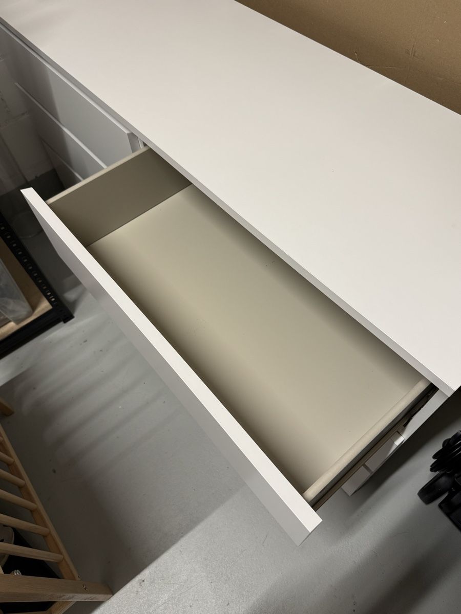 Ikea Cassettiere: Ikea Malm 160x78 mit 6 Schubladen – Usato da Itingen venduto da JDG11 1