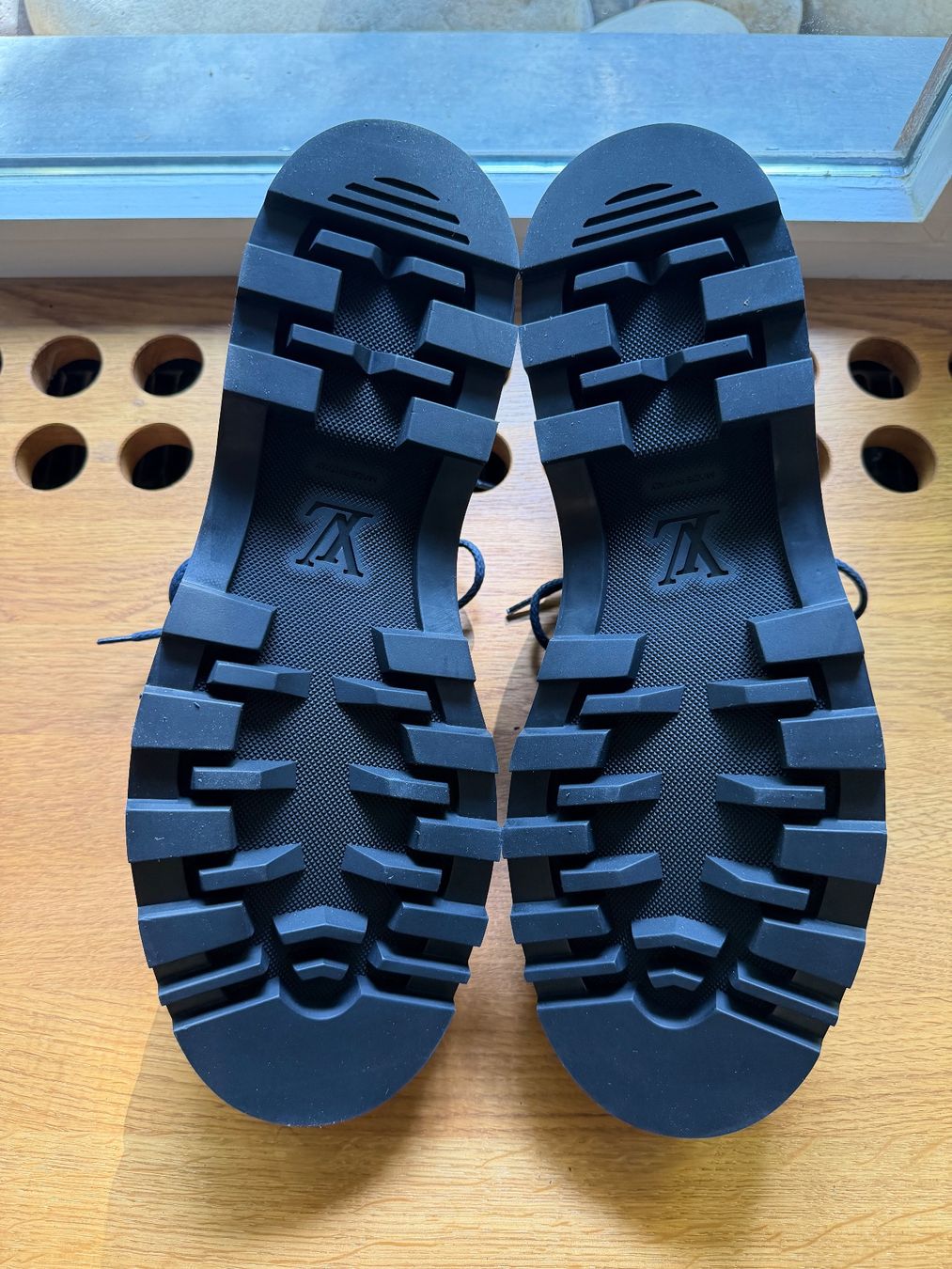 Louis Vuitton Herrenschuhe: Louis Vuitton FW16 SHOW Sample, 2016 - EU 45 – Neu und originalverpackt aus Bern von ElevenFive 2