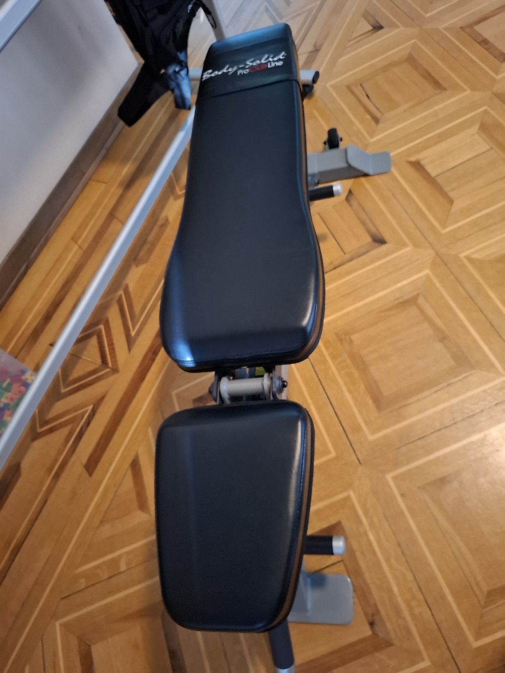 Hometrainer: Banc de musculation Body-Solid Pro Club Line SFID325 – Gebraucht aus Le Locle von Maria.222 7