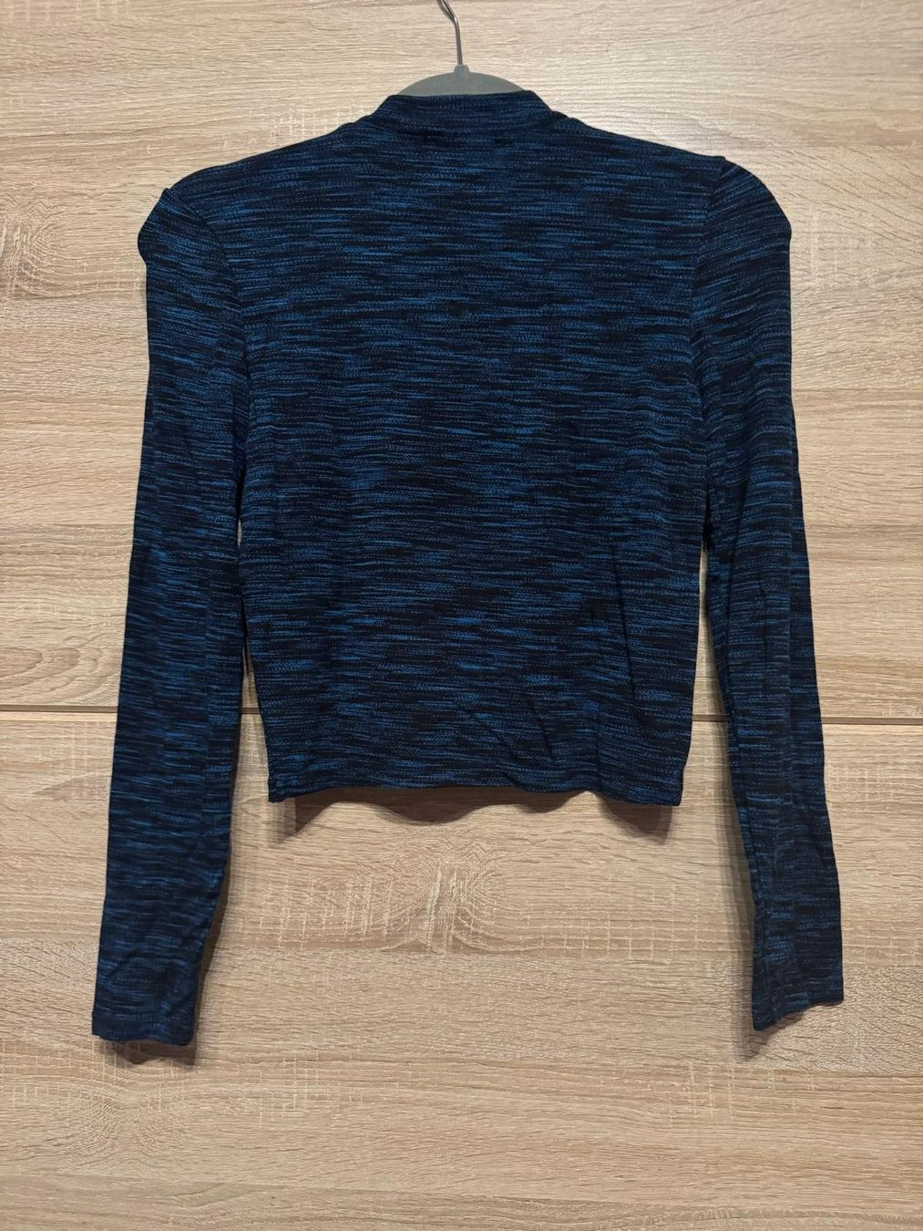 Tally Weijl Top: Pull crop bleu et noir – Nuovo (secondo la descrizione) da Montreux venduto da Iza_81199 1