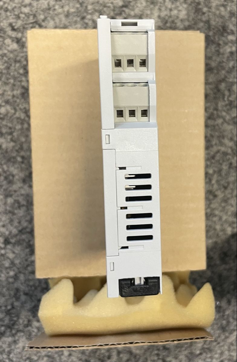 Componenti elettronici: Neuwertiger Signalumsetzer – Nuovo e nell'imballaggio originale da Au ZH venduto da Jaggy4 1
