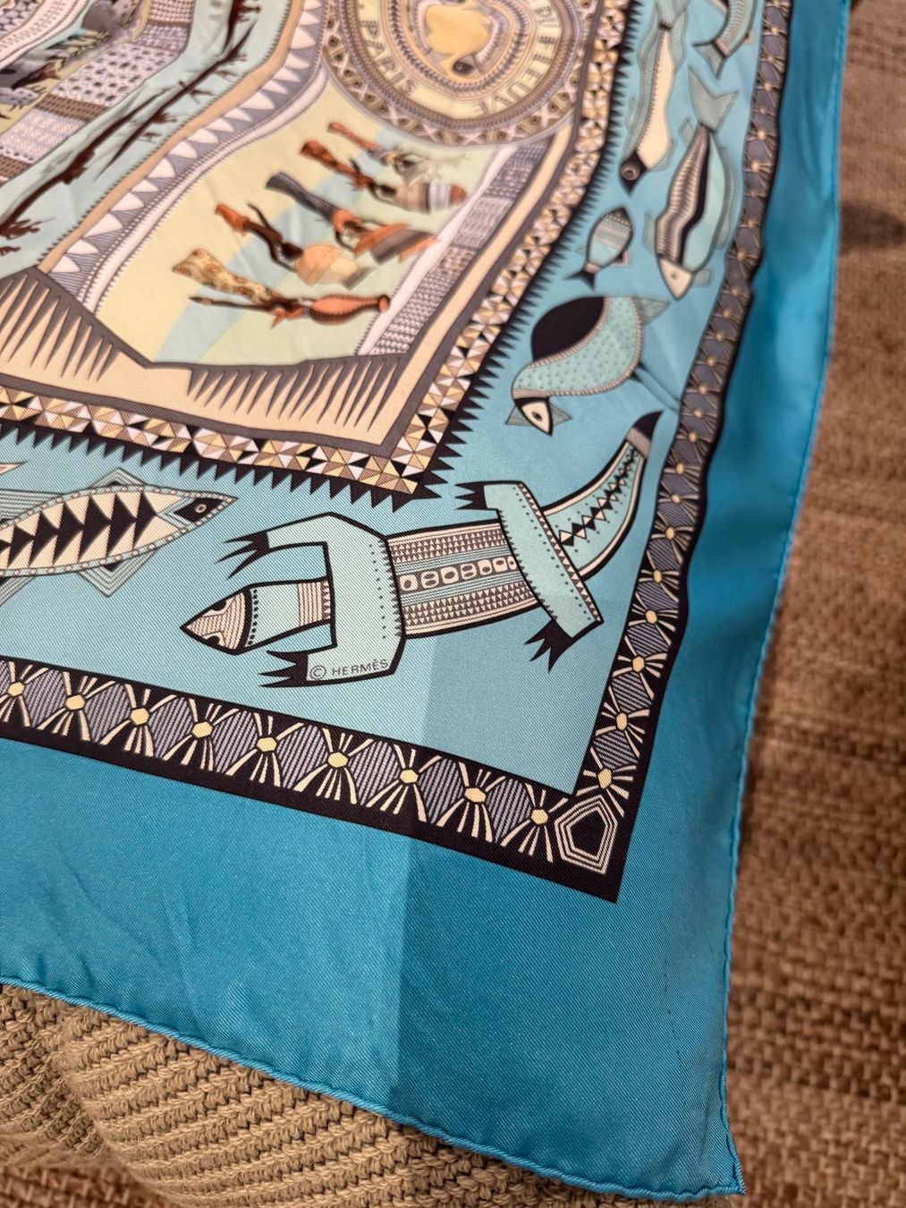 Hermès Foulard & Sciarpe: HERMES TUCH SEIDE 90, FISCH – Usato da Schwyz venduto da bofb 4