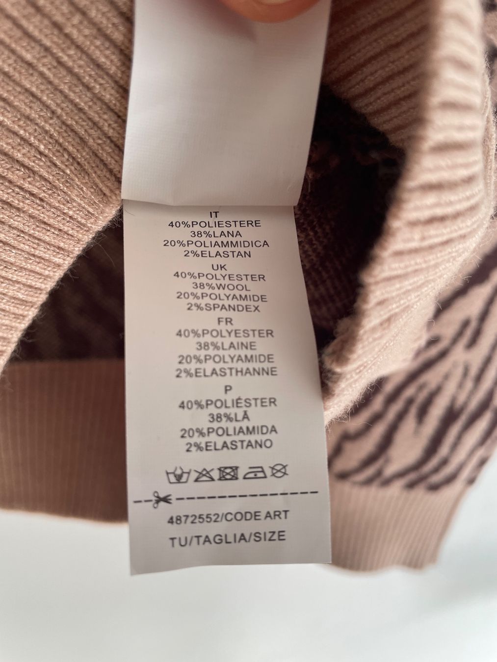 Maglioni & Felpe: Pulli Wolle 38% neu mit Etikette mit Zebra-Muster, Grösse M – Nuovo e nell'imballaggio originale da Wettingen venduto da Rose_Angela 3