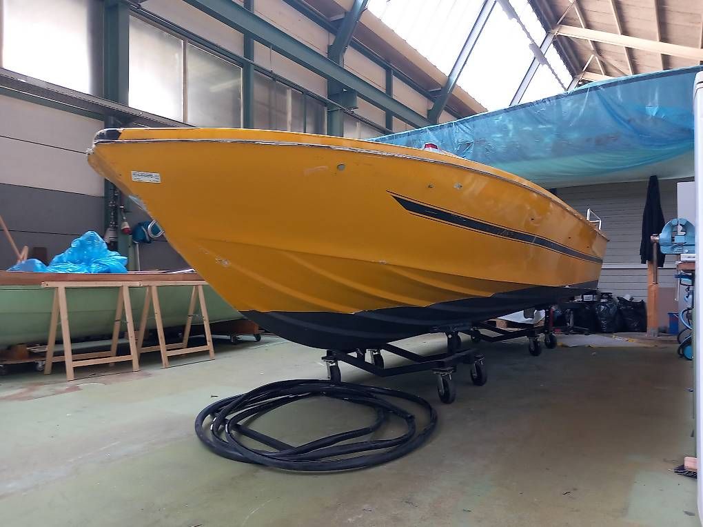 Schweizer Bateaux Barche: Motorboot für Restauration oder Export – Usato da Altendorf venduto da fre_mb2h