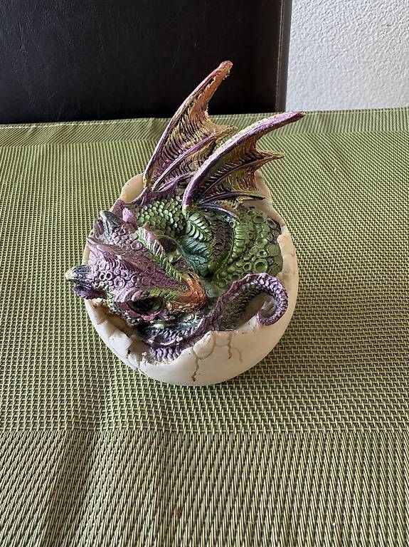 Figuren: Drache im Ei Figur – Gebraucht aus Uster von Lia75 1