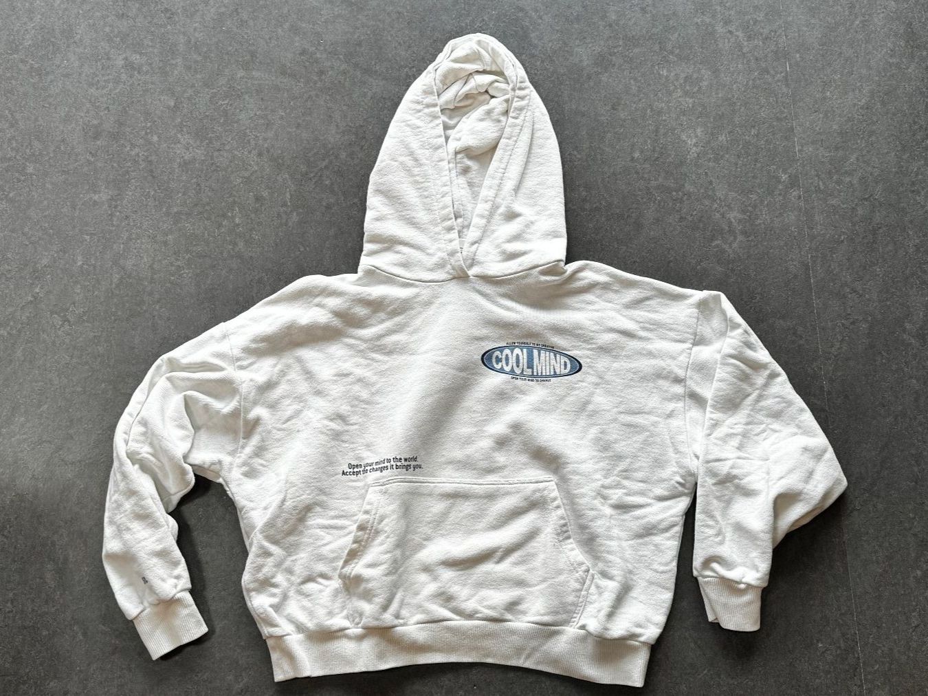 Pullover & Sweatshirts: coooler Pulli Coolmind, weiss, mit Kapuze, Grösse S – Gebraucht aus Baar von qsi2005 2