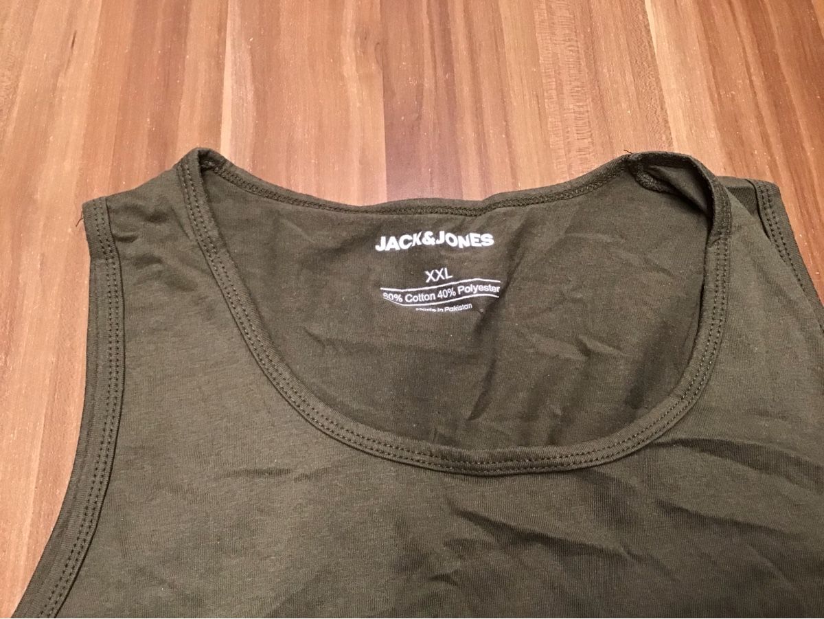 T-shirt: Tank Top Jack&Jones XXL Farbe Olive – Usato da Grabs venduto da ema1991 1
