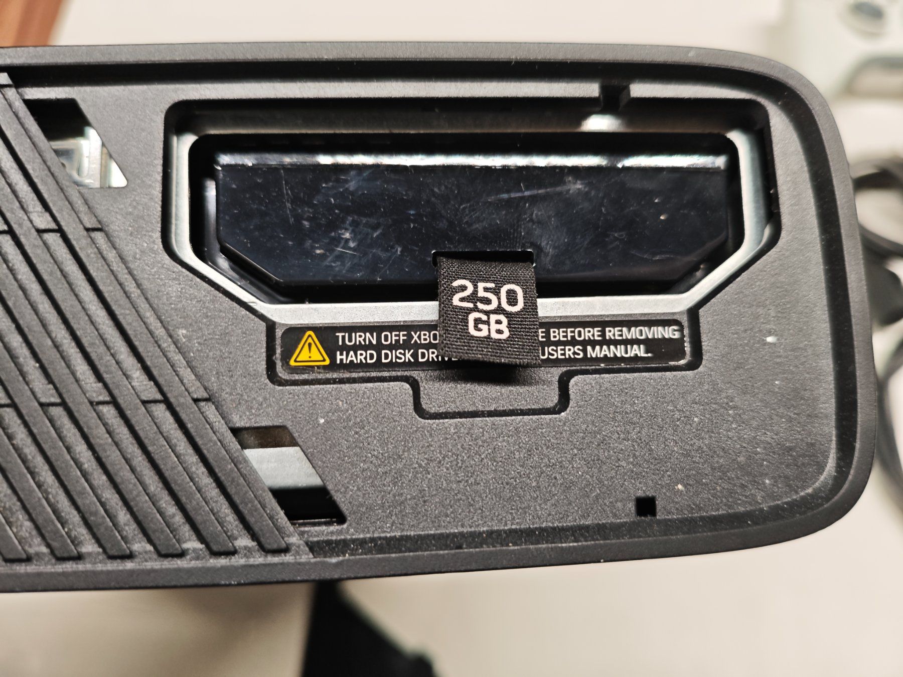Microsoft Console: Xbox360 250 GB mit 6 Games – Usato da Dübendorf venduto da tho_v2cs 4