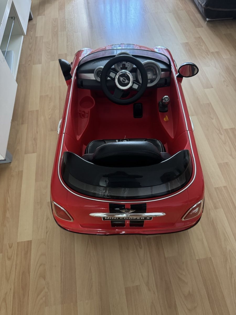 Fahrzeuge für Kinder: Electric Ride-On Car Mini Cooper Red Used – Gebraucht aus Zürich von Qurmanc 2