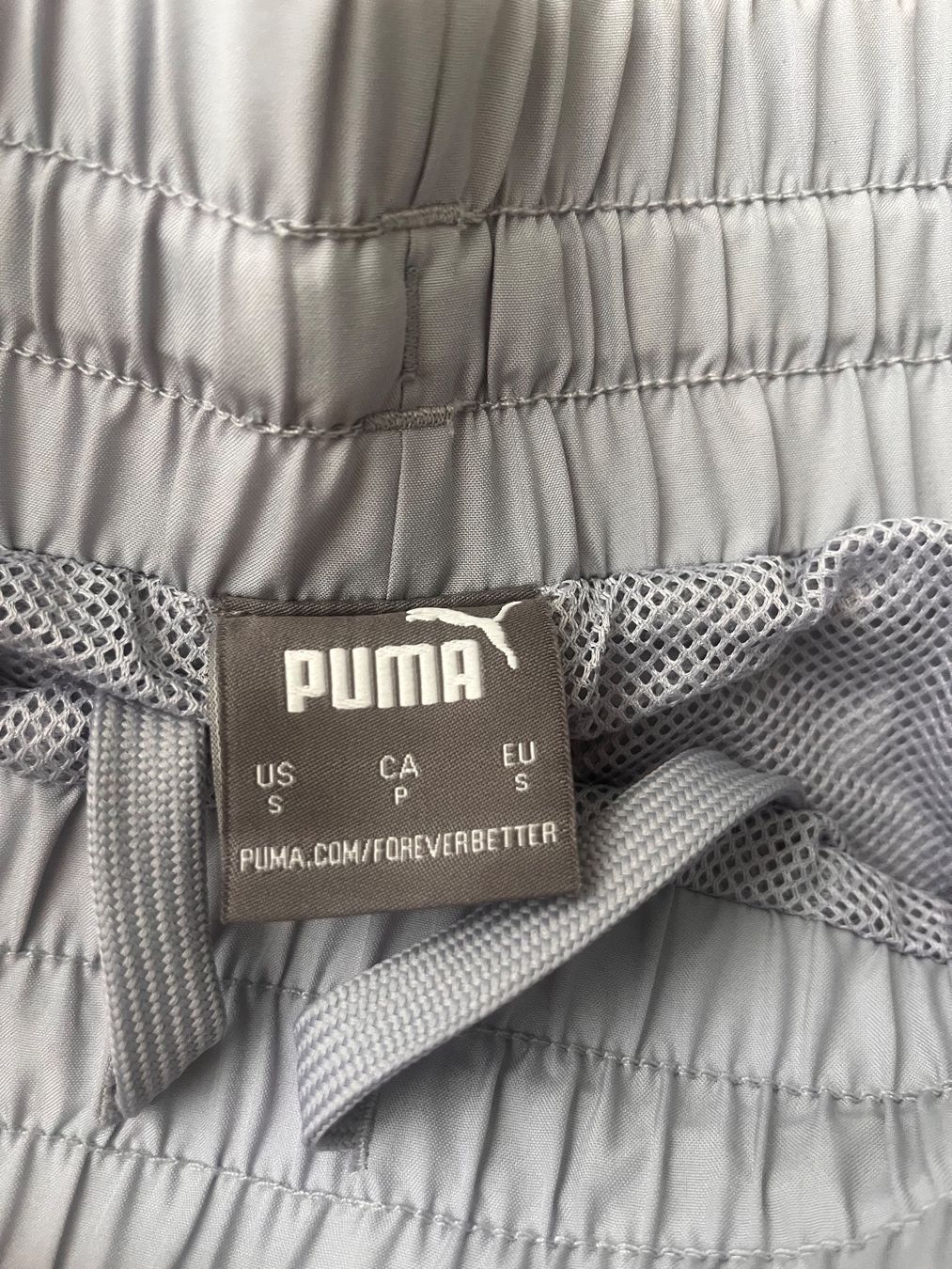 Puma Pantaloni: Puma Sporthose kurz graublau S – Nuovo (secondo la descrizione) da Kilchberg ZH venduto da len_k7gq 1