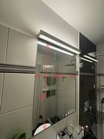 Badezimmer Spiegel mit Lampe