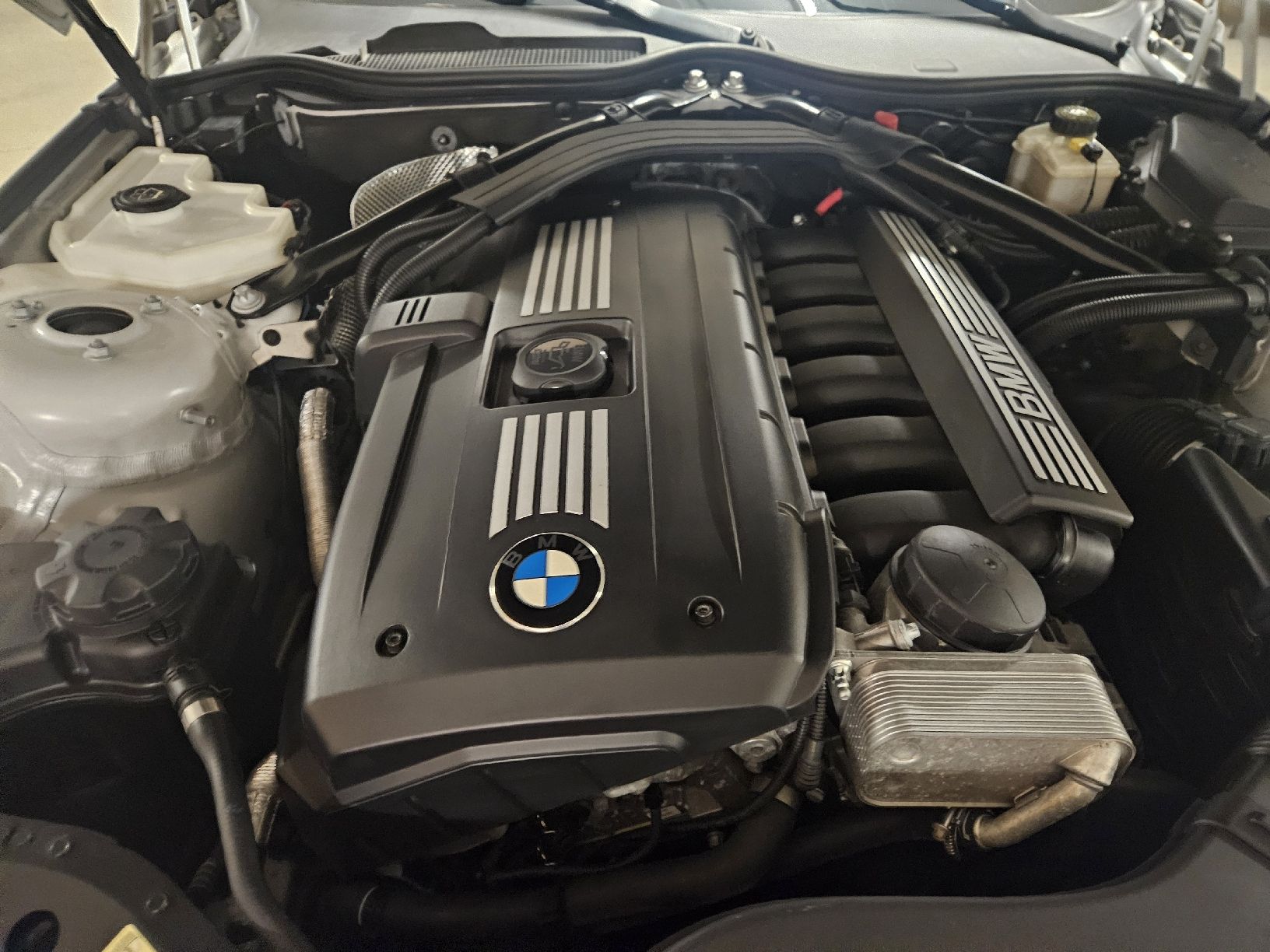 BMW Autos: BMW Z4 30i (E89) – D'occasion à Bülach par Migi-Young 5