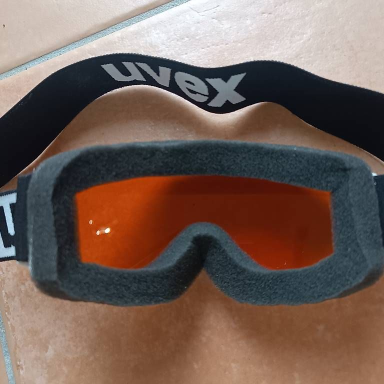 Brillen & Gläser: Uvex Kinder Skibrille neuwertig – Gebraucht aus Hofstetten SO von lil_6dxv 1