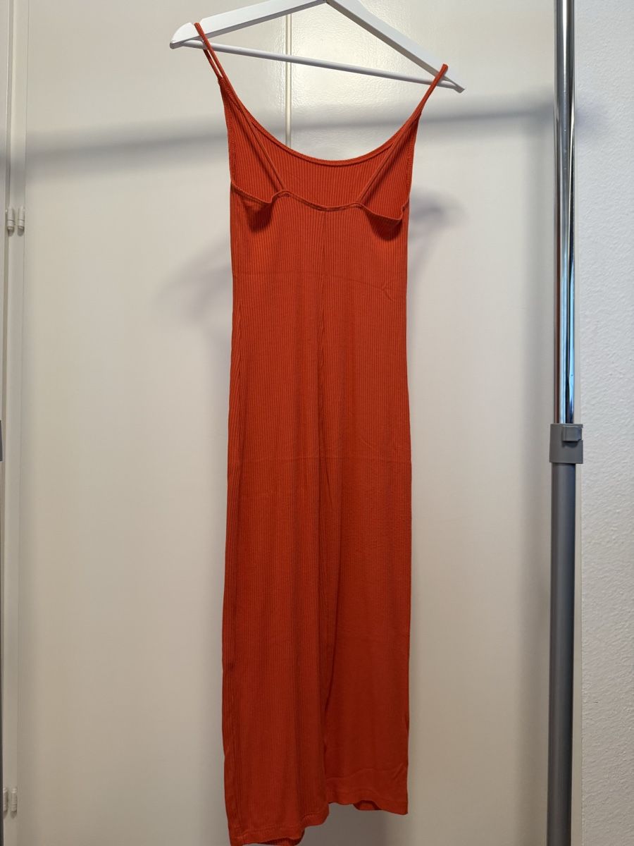 Kleider: Orange Sommerkleid, Grösse S – Gebraucht aus Thun von tat_zb9b 1
