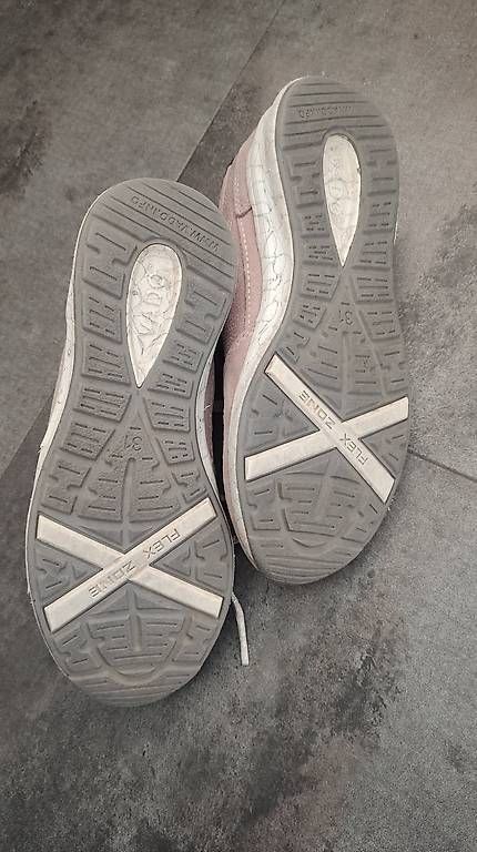 Scarpe per ragazze: Sneakers Mädchen Gr. 31 – Usato da Rueras venduto da fscw 1