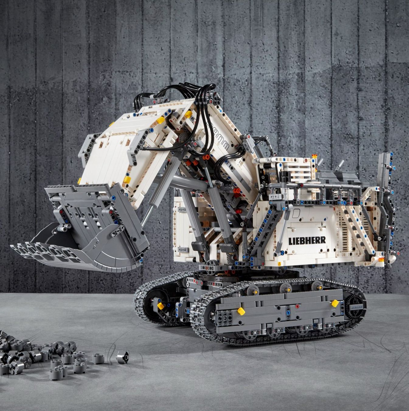 Lego Jeux de construction: LEGO Liebherr Bagger R 9800 – Neuf avec emballage d'origine à Magden par edelblech 3