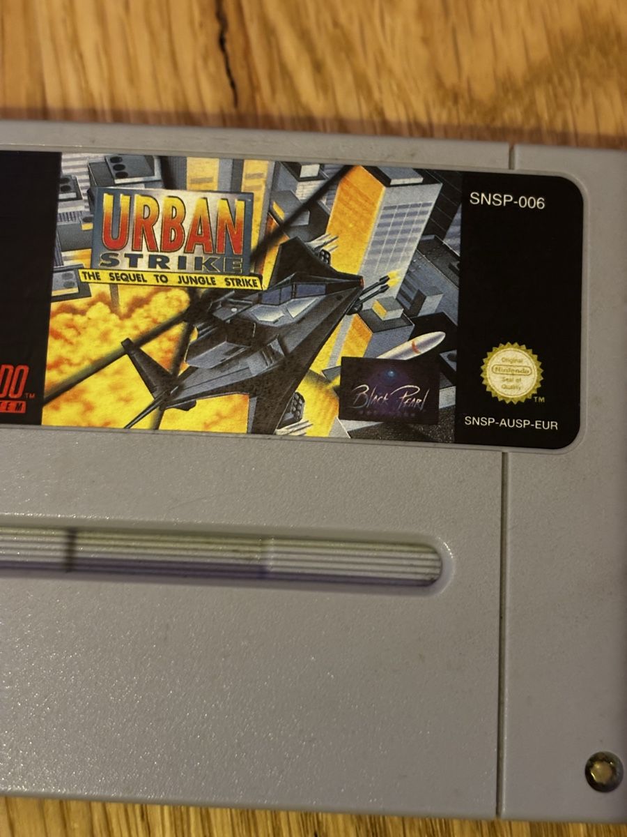 Nintendo Giochi: SNES Bundle Urban Strike + World Cup USA 94 – Usato da Schüpfheim venduto da Flashbang3250 1