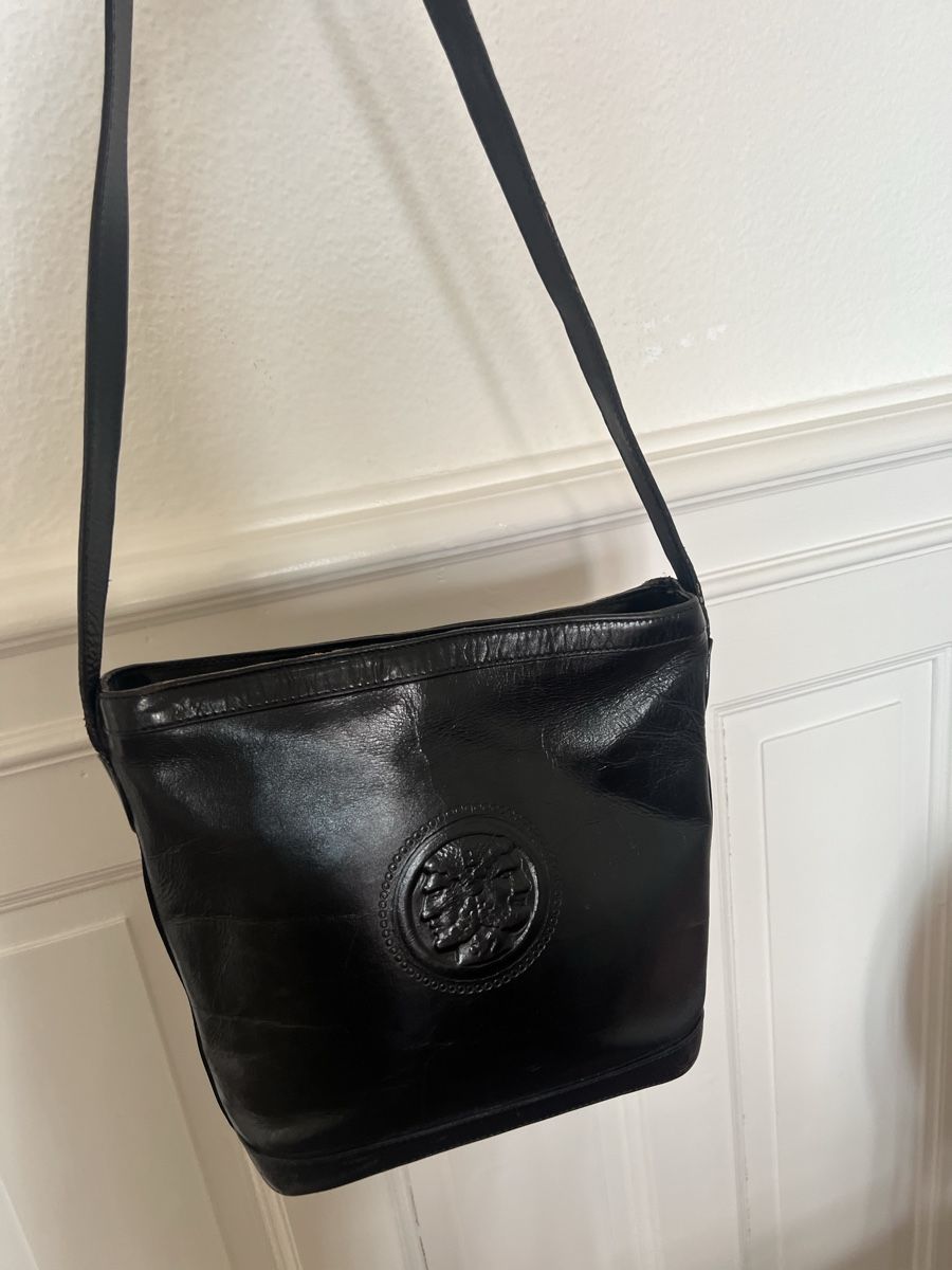 Fendi Borse da donna: Fendi Umhängetasche Beuteltasche schwarz – Usato da Zürich venduto da Rehlia