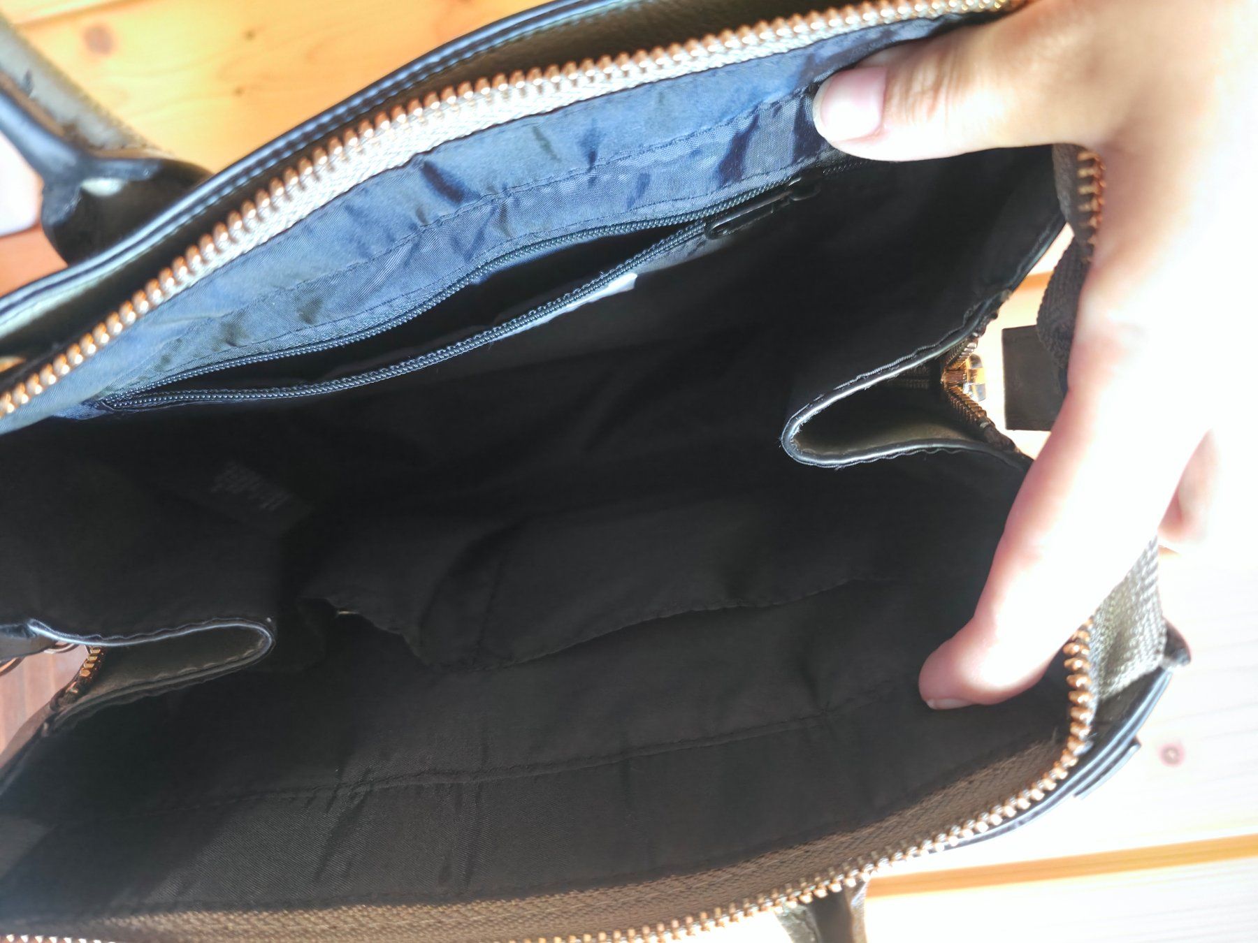 H&M Borse da donna: Grüne Handtasche, neuwertig – Nuovo (secondo la descrizione) da Wimmis venduto da sal_rj9j 3