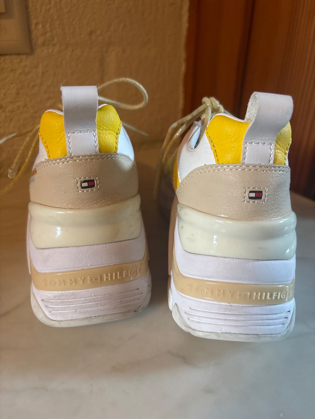 Tommy Hilfiger Scarpe da donna: Tommy Hilfiger - Wedge Sneakers - 36 – Usato da Besenbüren venduto da piculo 2