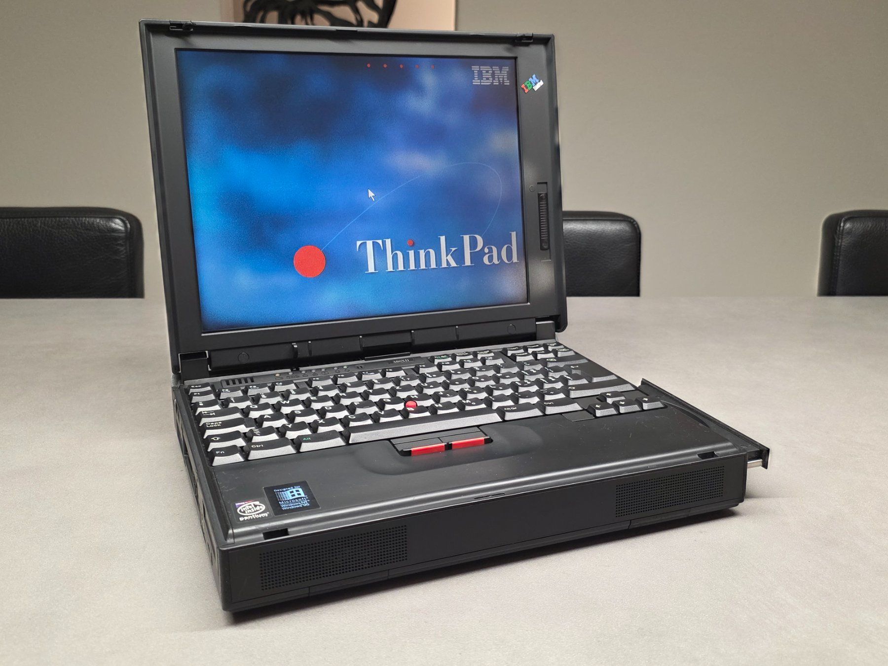 IBM Portables: IBM ThinkPad 380XD - Type 2635 – D'occasion à Lausen par -Vendetta-
