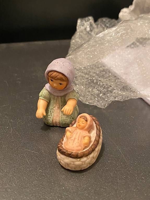 Tutte le decorazioni: Weihnachtskrippe "Nina und Marco" (Goebel) mit Figuren – Nuovo (secondo la descrizione) da Gümligen venduto da DanielKneubuehl 2