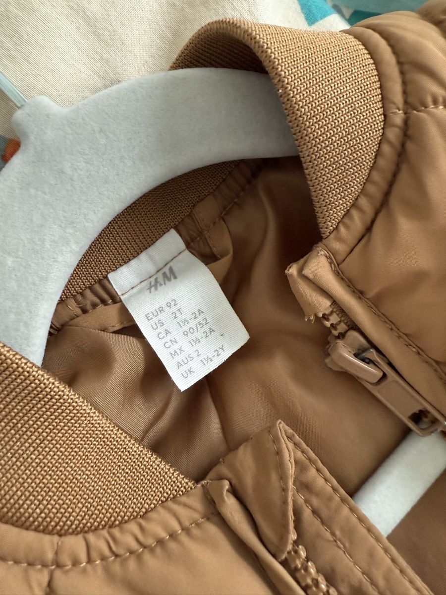 H&M Giacche & Cappotti: Kinder Speppjacke H&M Gr.92 – Usato da Niederglatt ZH venduto da Vladaa 1