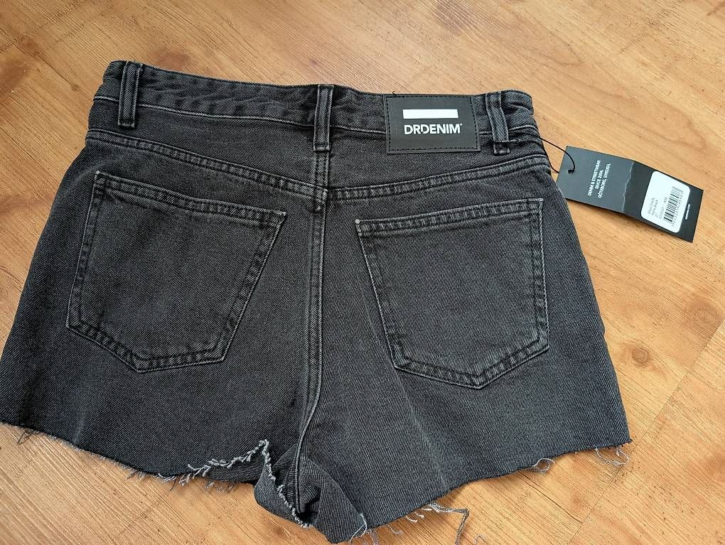 Jeans: Dr. Denim jeansshort Grösse 27 neu – Nuovo (secondo la descrizione) da Spiez venduto da chr_9ycr 2