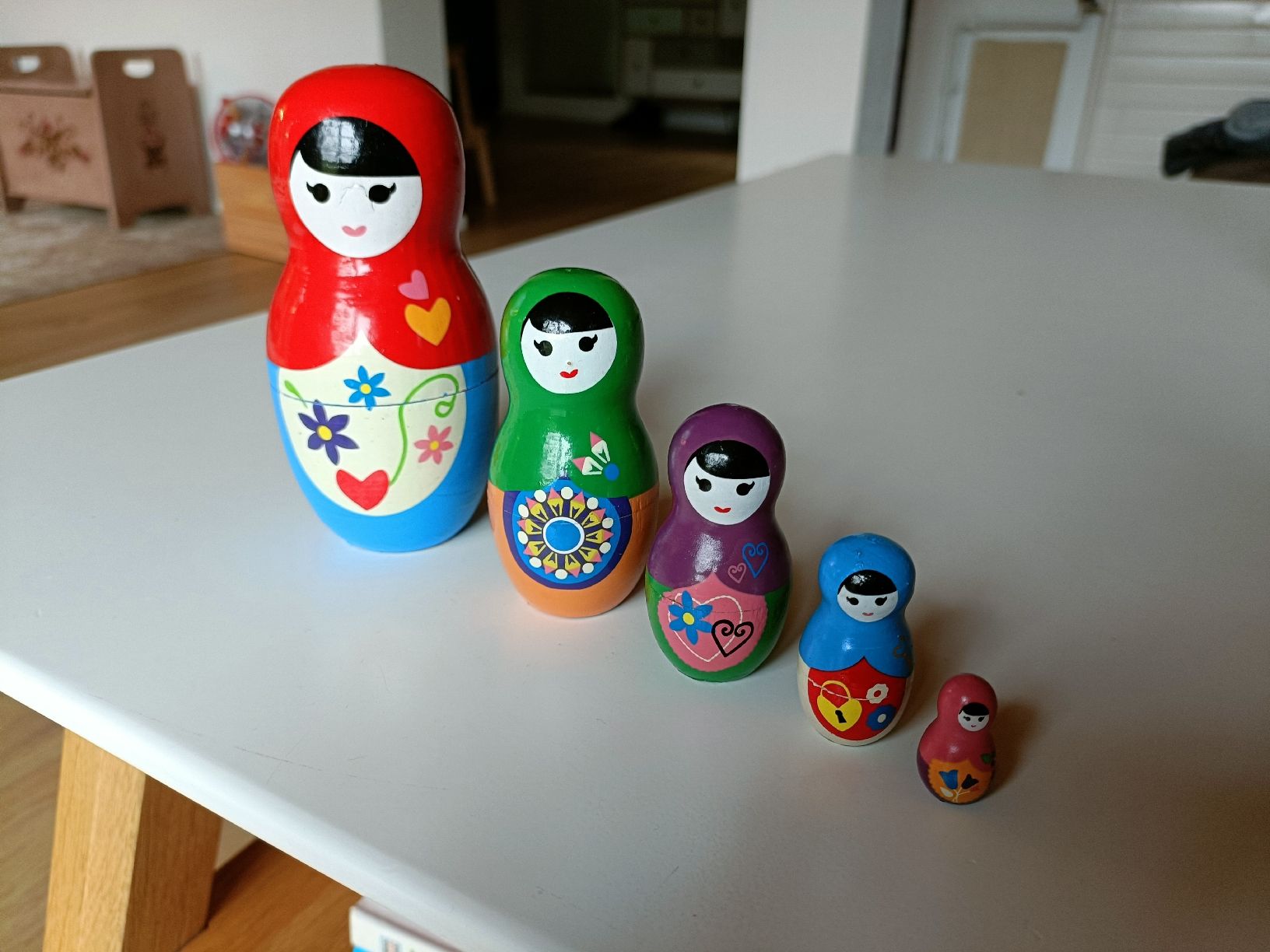 Statuette: Matroschka Holzpuppen Set, 5-teilig – Usato da Langnau b. Reiden venduto da Severin.Siegrist