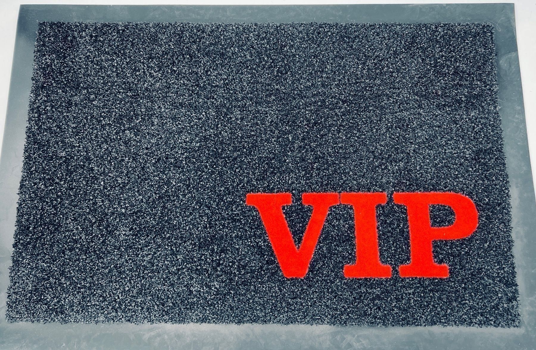 Teppiche: Eingangsteppich VIP – Neu und originalverpackt aus Rüdtligen von Rovina