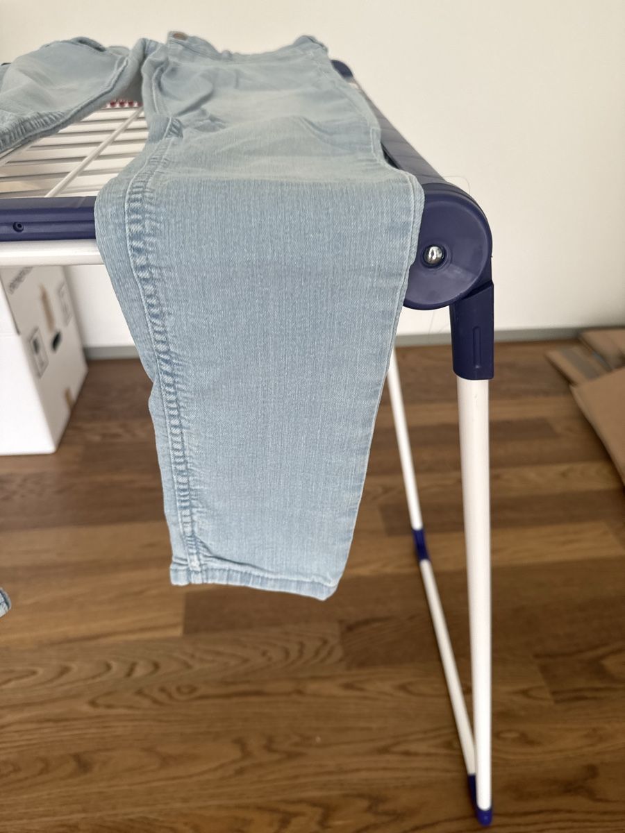 H&M Jeans: H&M Hose Grösse 40 – D'occasion à Zürich par bia_6kmj 1