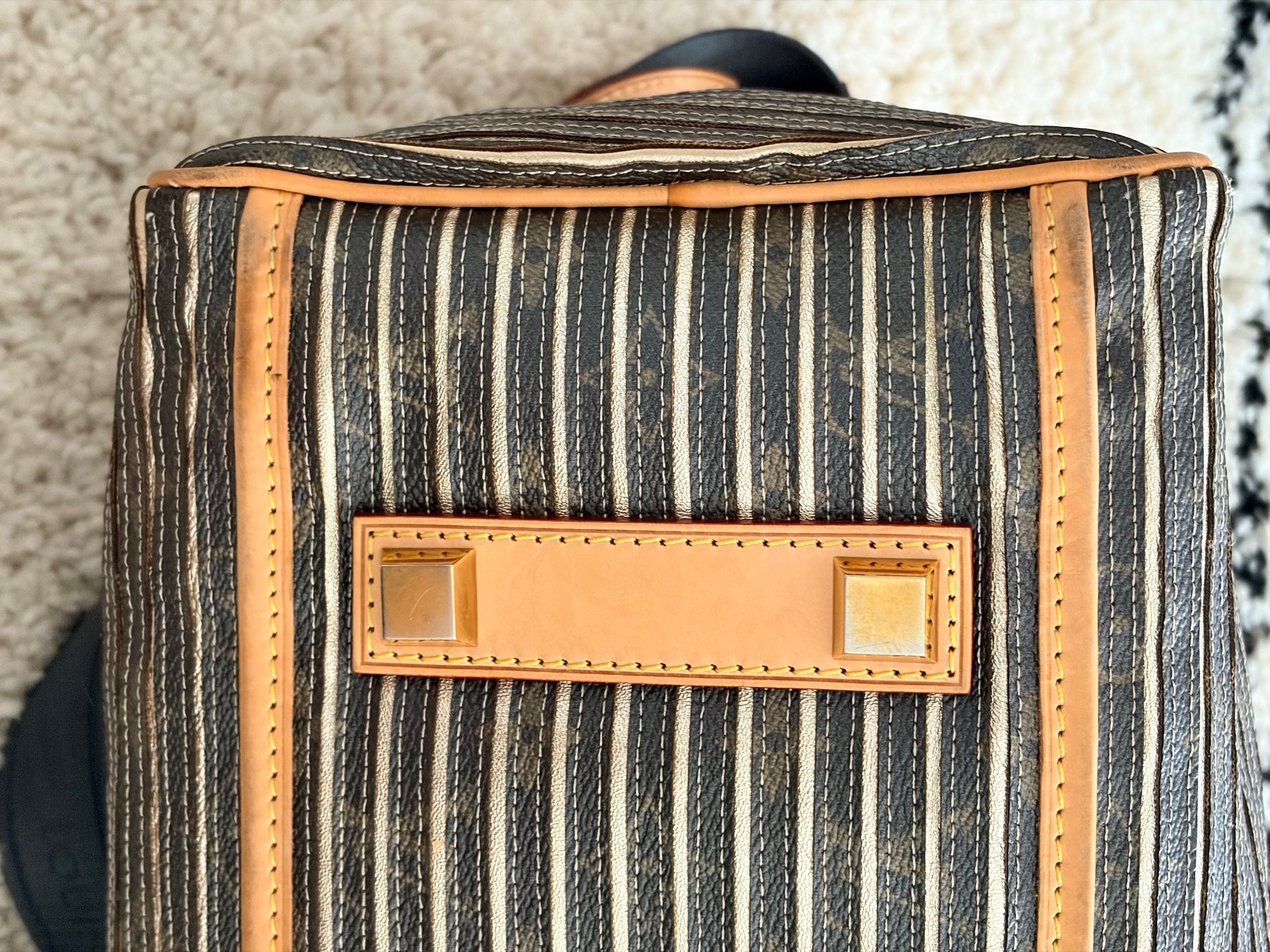 Louis Vuitton Sacs femmes: Louis Vuitton Eden Speedy 30 Argent – D'occasion à Wädenswil par quattromic 4