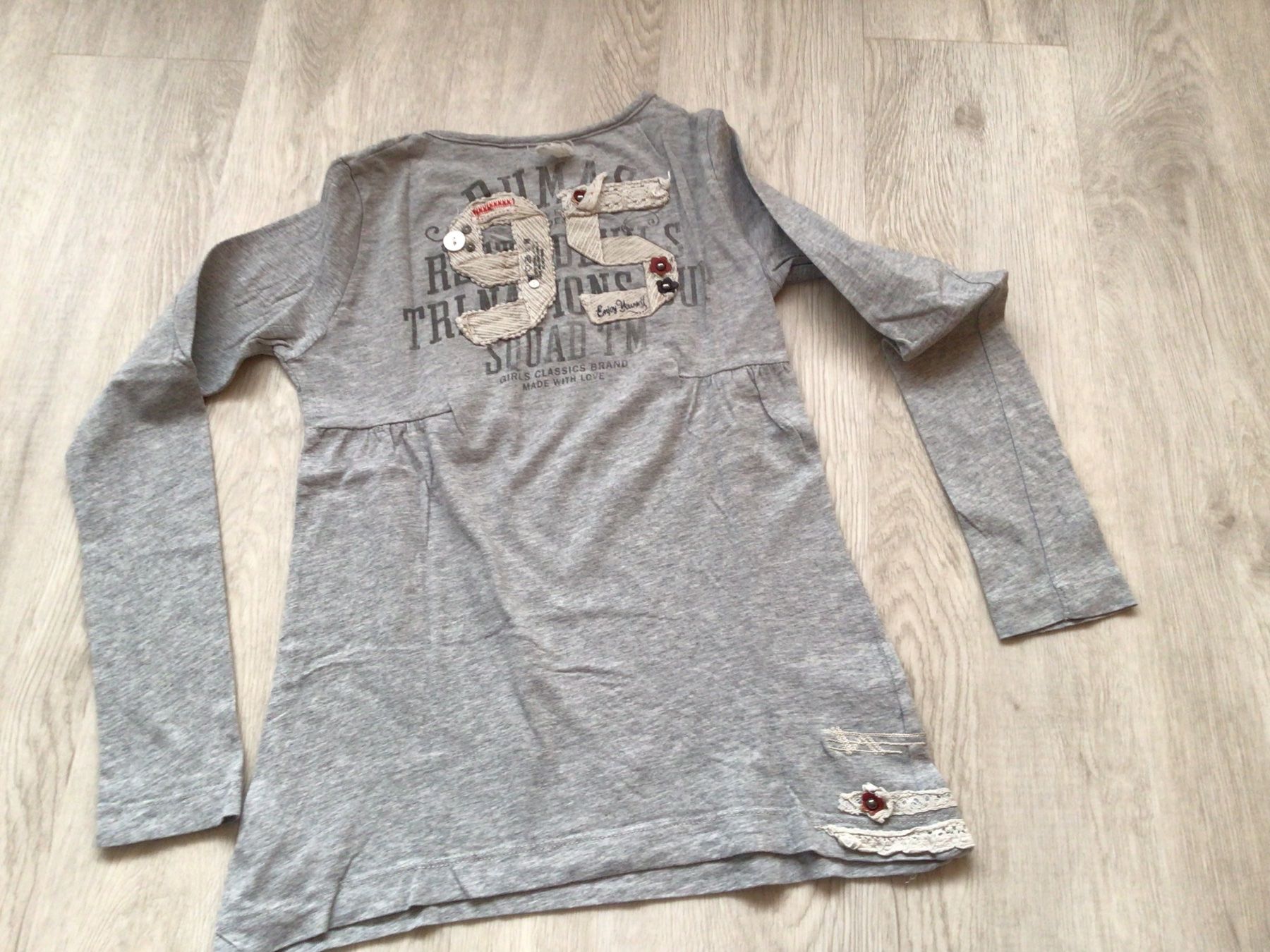 Pullover & Sweatshirts: Cooles Langarmshirt Mädchen Gr. 140 – Gebraucht aus Schinznach Dorf von Balz1968 1