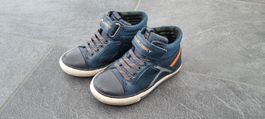 Sneaker Grösse 25