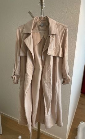 H&M rosaroter Trenchcoat