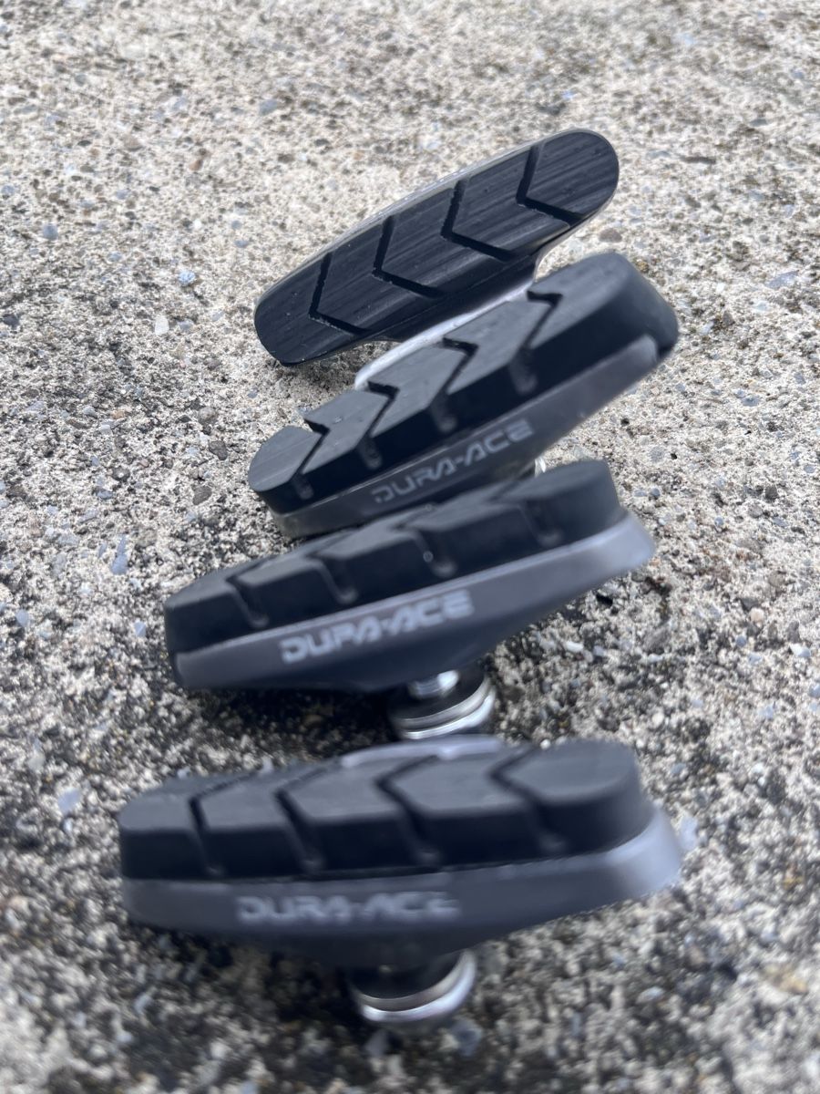 Shimano Ersatzteile: 4 Stück! Dura-ACE Bremsschuhe – Gebraucht aus Wangen SZ von Jeackli 2