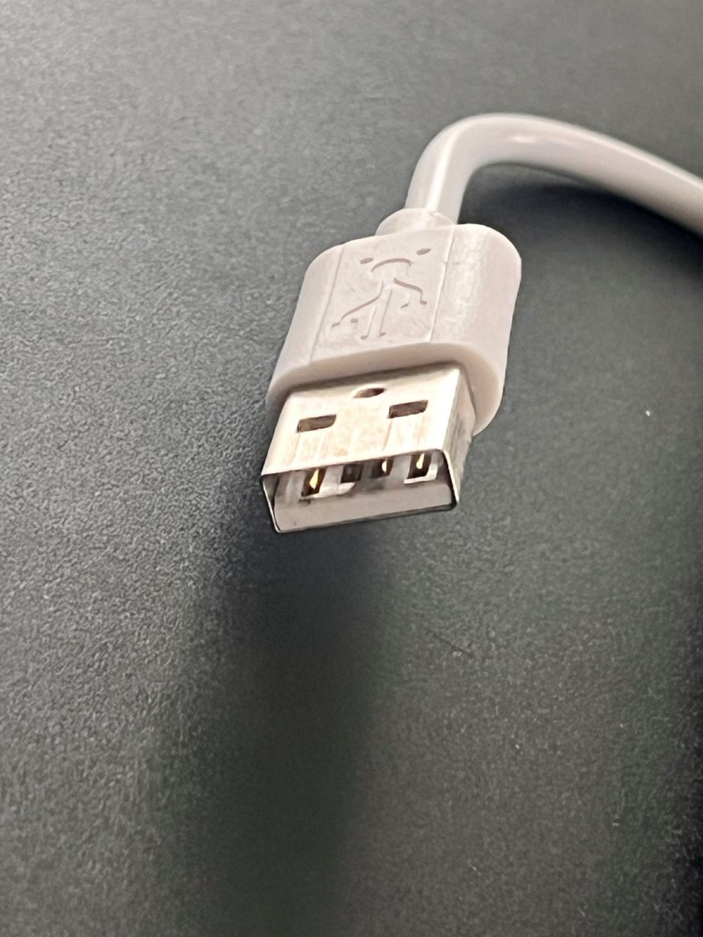 Cavi: USB 2 Type-A Stecker auf USB 2 Micro-B Stecker 20cm – Usato da Oberentfelden venduto da mar_hsq9 2