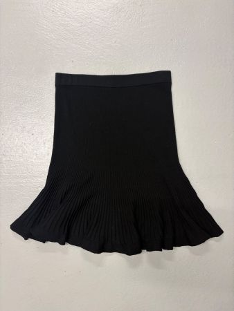 Leo & Ugo Strickrock schwarz Gr. 40 mit Wolle ausgestellt