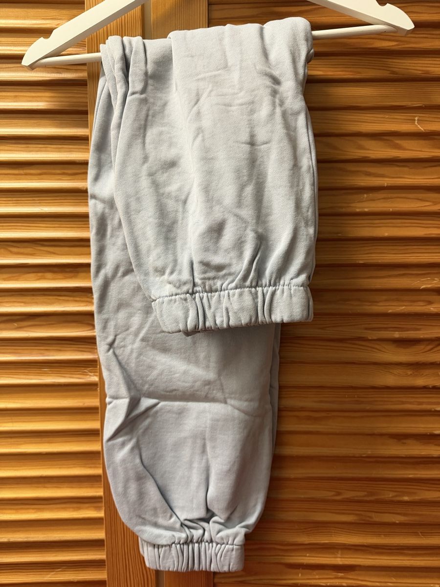 Brandy Melville Pantaloni: Brandy Melville Trainerhose (Hellblau) – Usato da Eschenbach LU venduto da Tatzi1